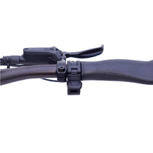 Laden Sie das Bild in den Galerie-Viewer, Trottinette électrique KuKirin G3 Pro – 2400W, 65 km/h, 80 km - Kukirin Officiel